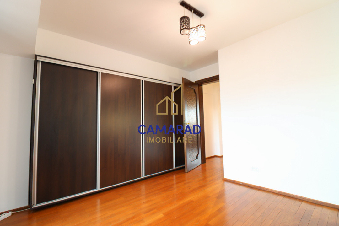 Apartament 3 camere de închiriat - Decebal - Piața Muncii - Piața Alba Iulia 