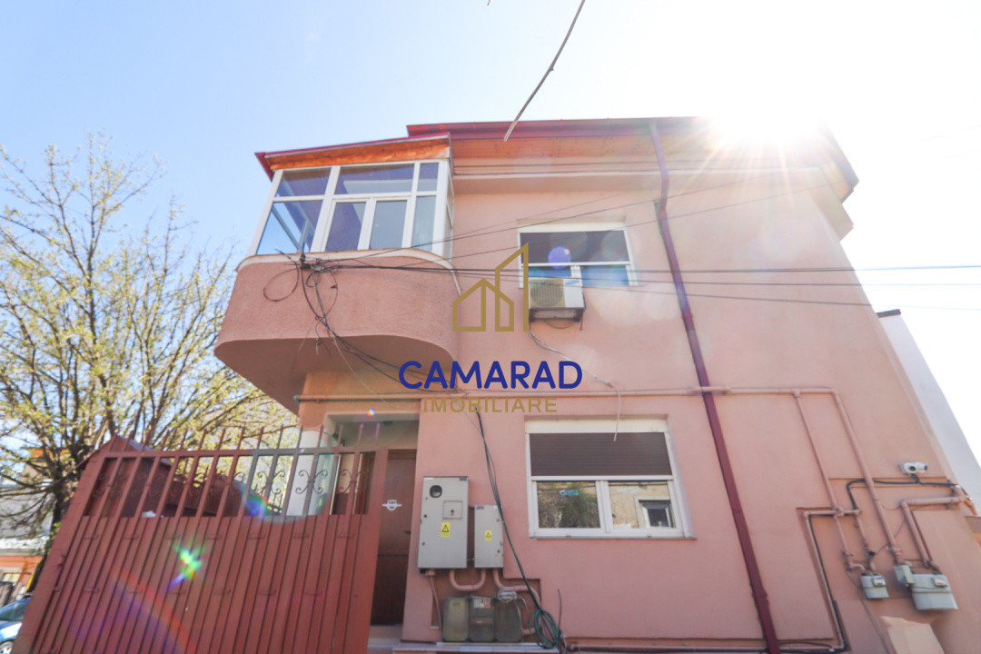 Casă de vânzare cu 4 camere - Piața Iancului/Muncii