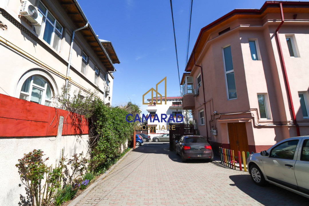 Casă de vânzare cu 4 camere - Piața Iancului/Muncii