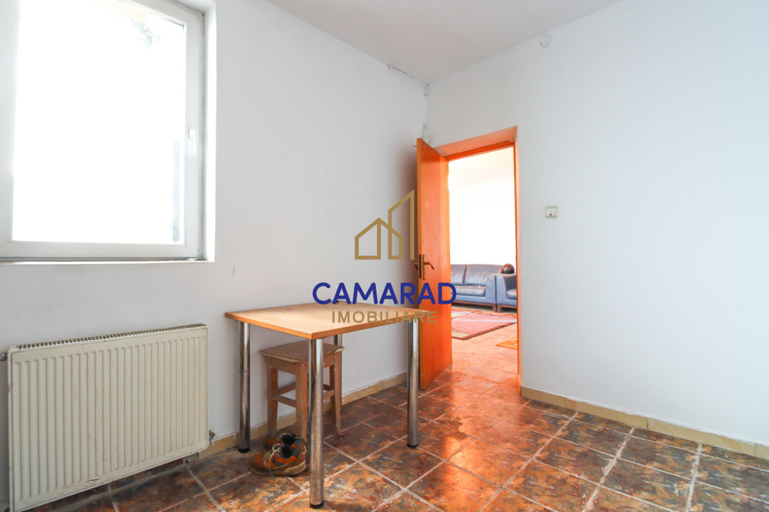 Casă de vânzare cu 5 camere - Piața Iancului/Muncii