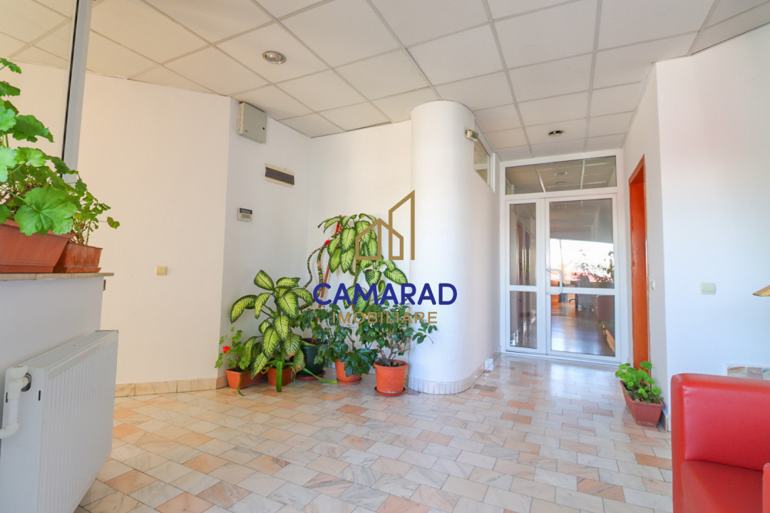 Casă de vânzare cu 12 camere - Piața Iancului/Muncii