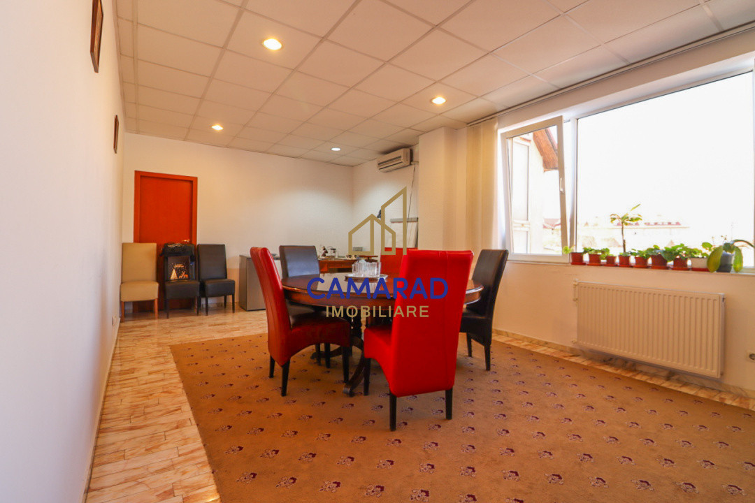 Casă de vânzare cu 12 camere - Piața Iancului/Muncii