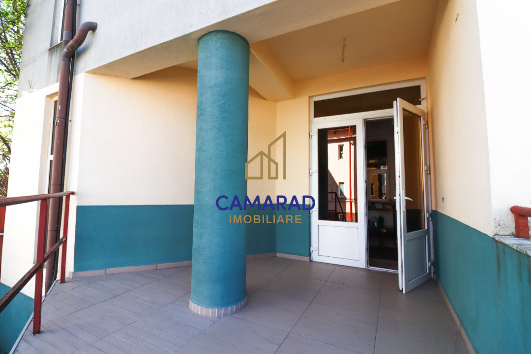 Casă de vânzare cu 12 camere - Piața Iancului/Muncii