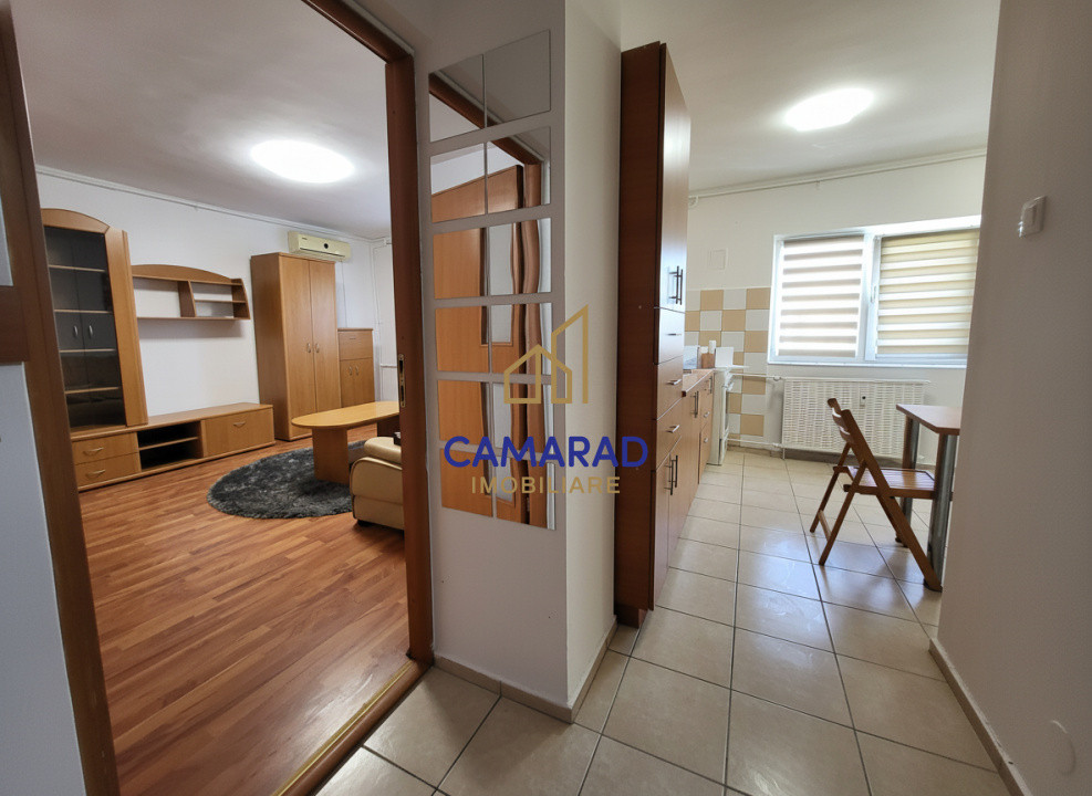 Garsonieră decomandată 44 mp utili | Piața Muncii (3 min metrou) | Etaj 8/8