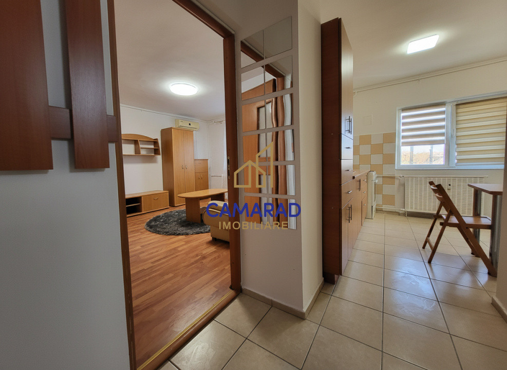 Garsonieră decomandată 44 mp utili | Piața Muncii (3 min metrou) | Etaj 8/8