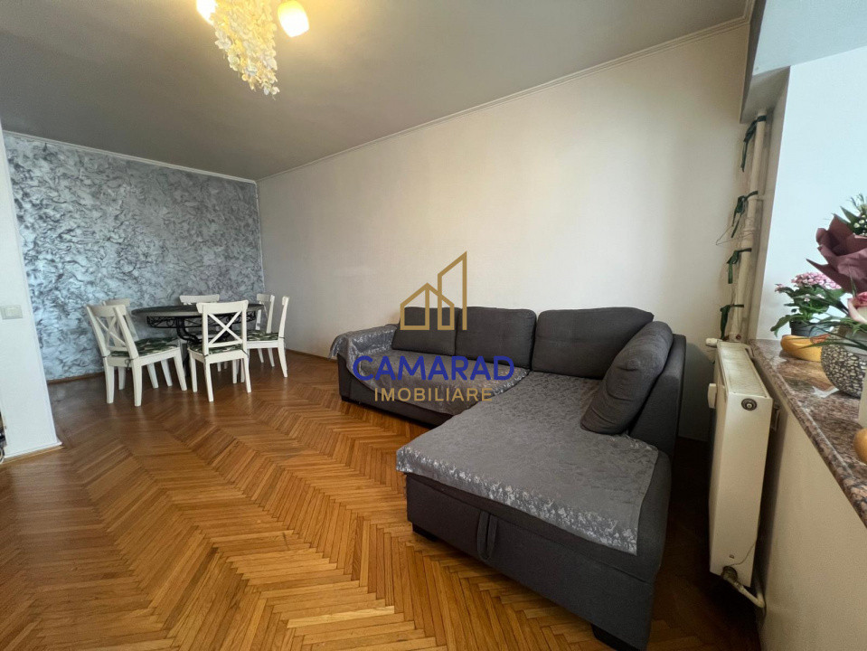 Apartament 3 camere de închiriat, mobilat, zona Sala Palatului 