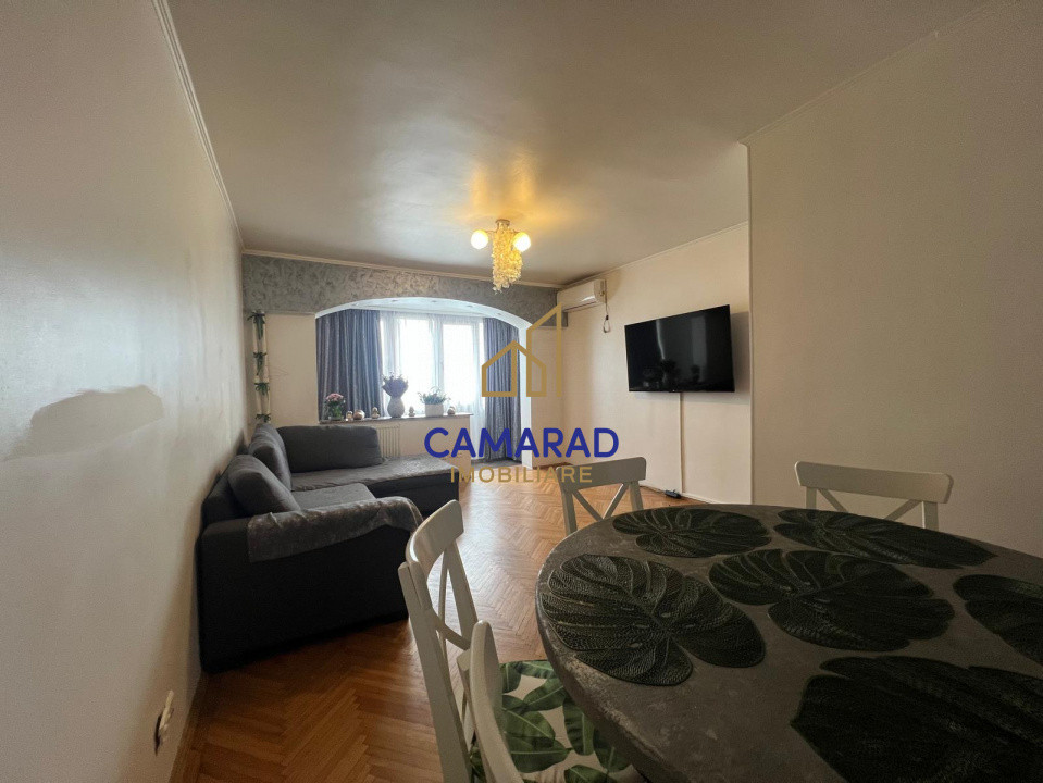 Apartament 3 camere de închiriat, mobilat, zona Sala Palatului 