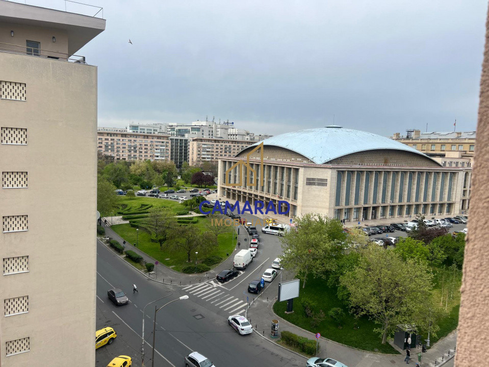 Apartament 3 camere de închiriat, mobilat, zona Sala Palatului 