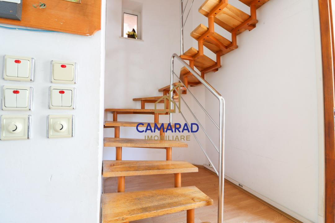 Vila de închiriat - Rezidențial/Birouri/Comercial -curte proprie - Tei - Lizeanu
