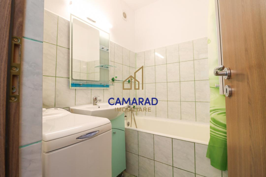 Apartament cu 4 camere - renovat - cu boxa - vânzare | Drumul Taberei 