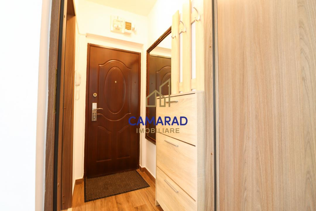 Apartament cu 4 camere - renovat - cu boxa - vânzare | Drumul Taberei 