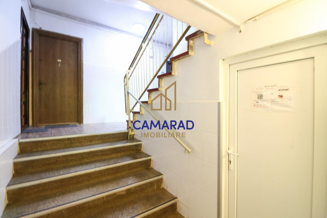Apartament cu 4 camere - renovat - cu boxa - vânzare | Drumul Taberei 