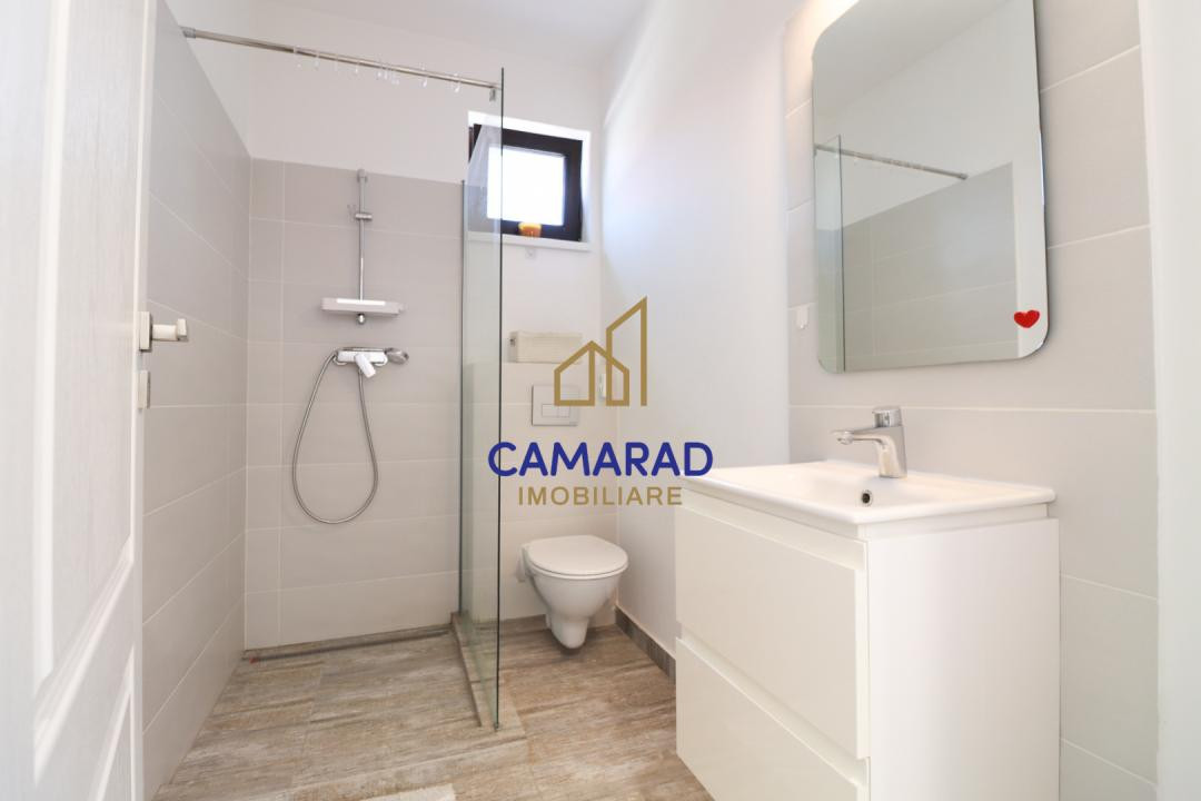 Vila  5 camere de vânzare | zona linistita -Tunari