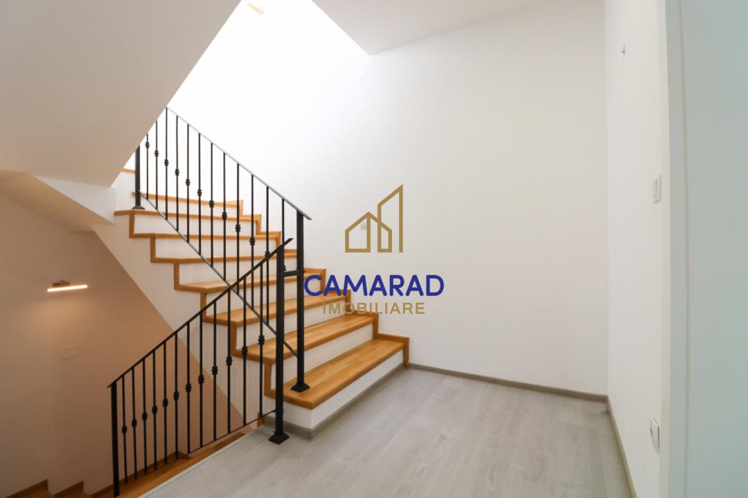 Vila  5 camere de vânzare | zona linistita -Tunari