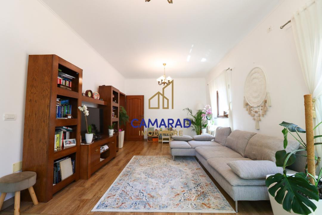 Vila deosebita de vânzare - garaj | 5 camere | Cernica