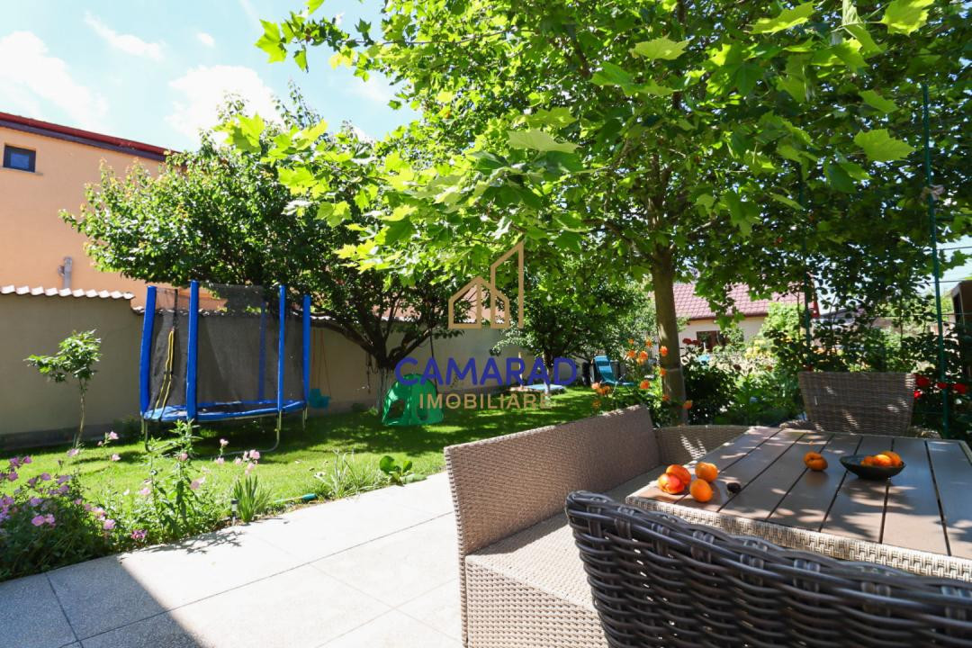 Vila deosebita de vânzare - garaj | 5 camere | Cernica