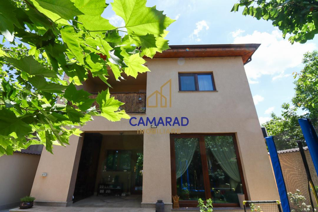 Vila deosebita de vânzare - garaj | 5 camere | Cernica