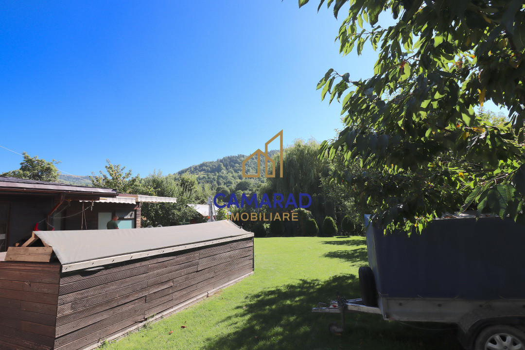 Vila / Pensiune de vânzare- priveliste deosbita  - Valea Doftanei