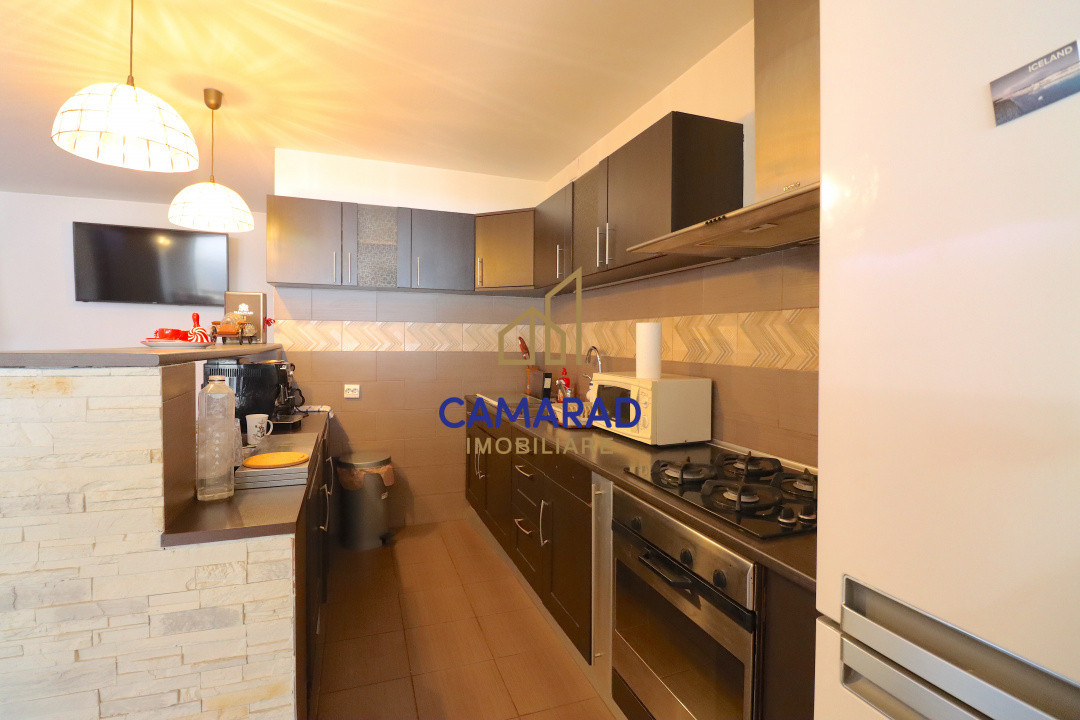 Vila / Pensiune de vânzare- priveliste deosbita  - Valea Doftanei