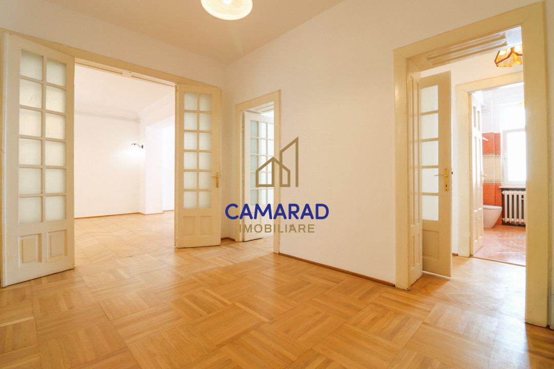 Apartament de închiriat în Piața Victoriei | 115 mp | centrală proprie