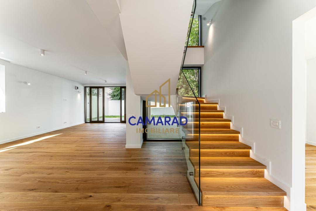 Vila individuala langa Lacul Baneasa | 6 camere, lift interior