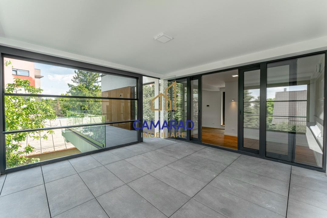 Vila individuala langa Lacul Baneasa | 6 camere, lift interior