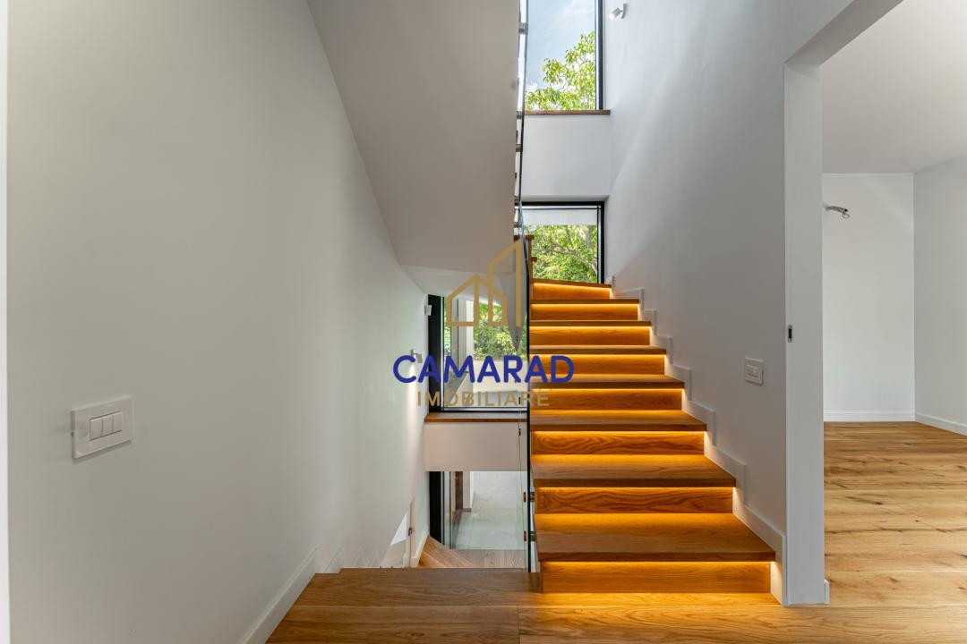 Vila individuala langa Lacul Baneasa | 6 camere, lift interior