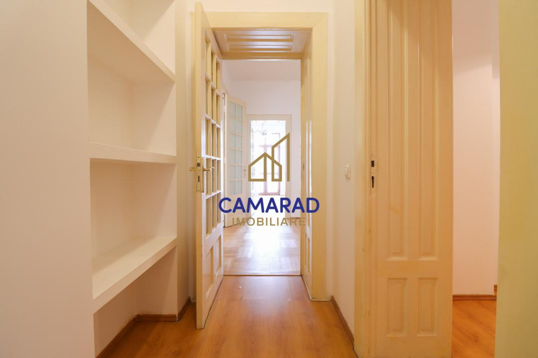 Apartament de închiriat în Piața Victoriei | 115 mp | centrală proprie
