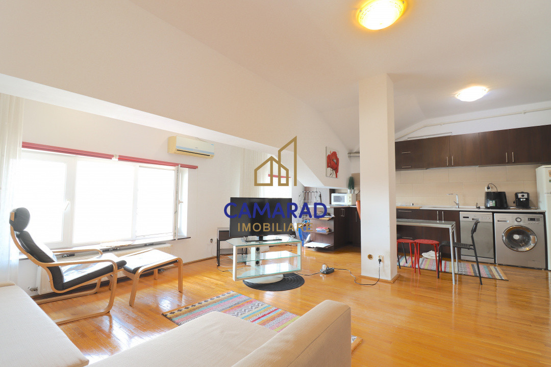 Garsonieră spatioasa cu priveliste de vânzare - investitie | Vitan 