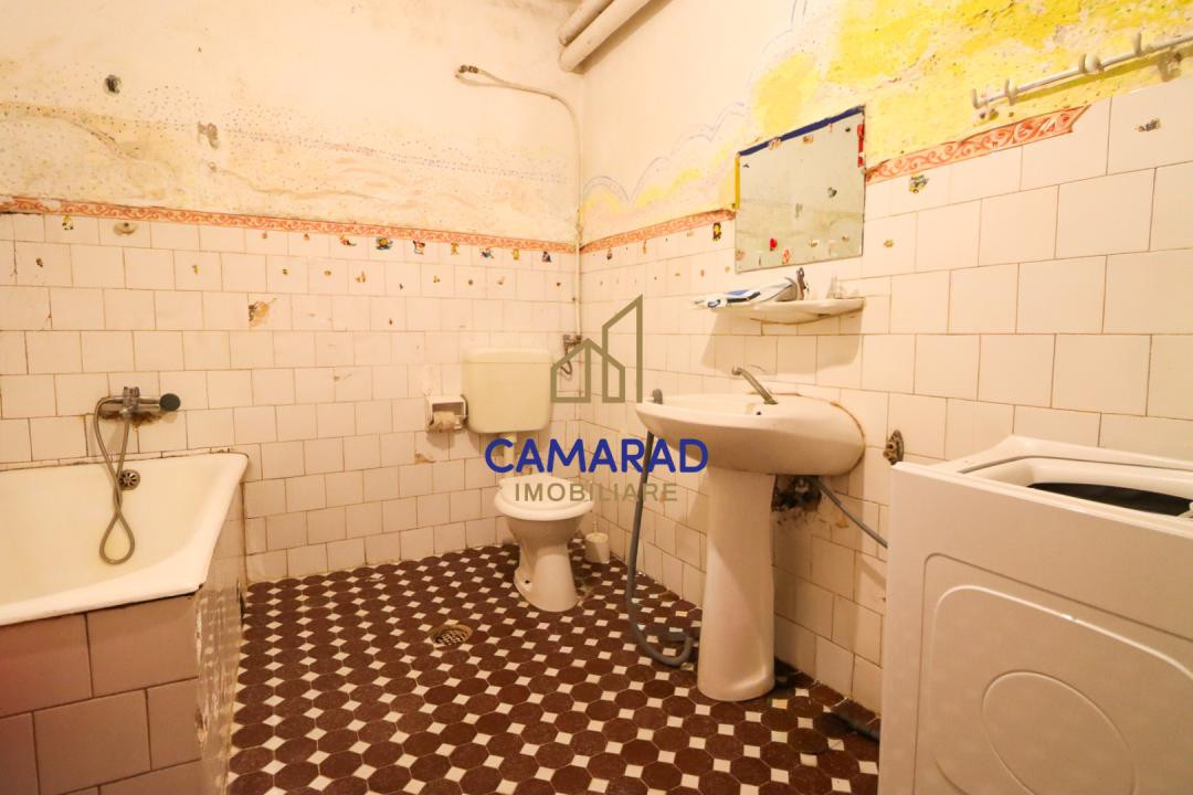Casa de vânzare | Cartierul Armenesc | Metrou Universitate