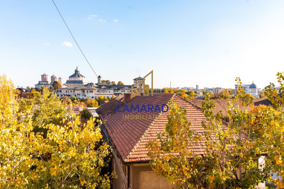 Apartament deosebit - vânzare 5 camere Bd. Unirii - Fantani