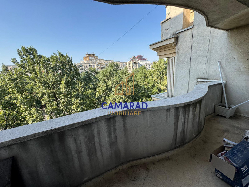 Apartament deosebit - vânzare 5 camere Bd. Unirii - Fantani