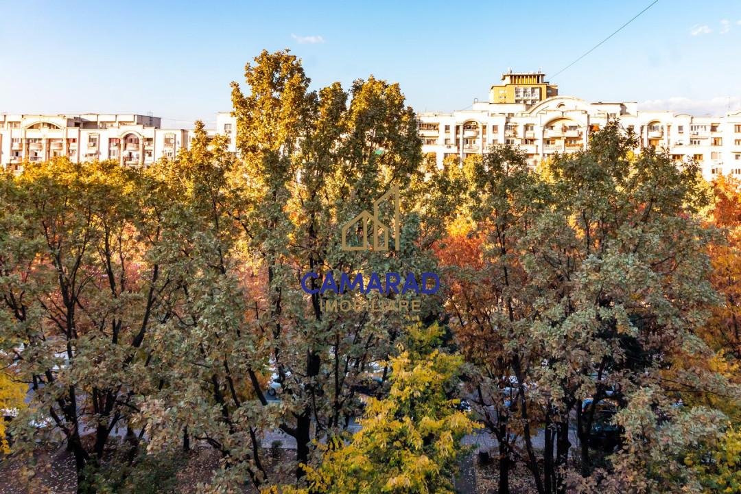 Apartament deosebit - vânzare 5 camere Bd. Unirii - Fantani