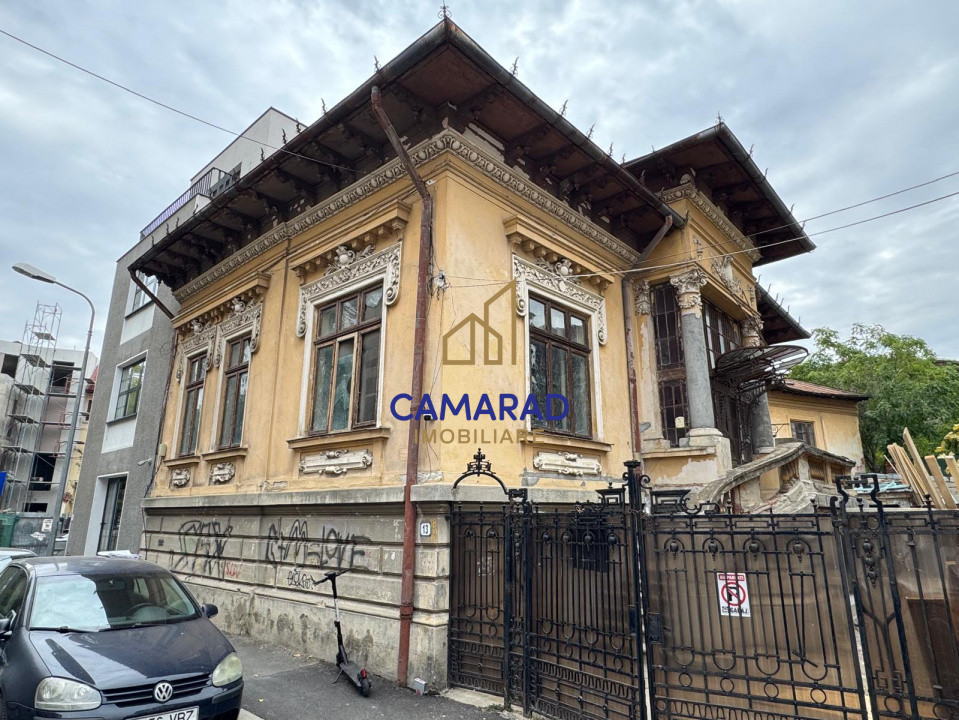 Vilă arhitectură deosebită - consolidată - Cismigiu - Calea Victoriei - Romana