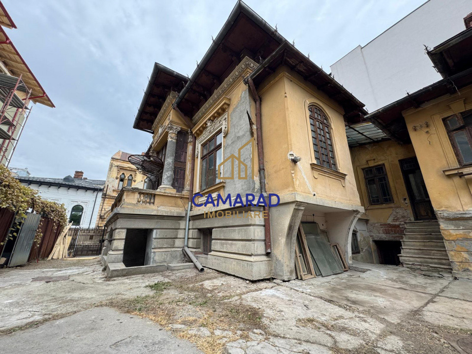 Vilă arhitectură deosebită - consolidată - Cismigiu - Calea Victoriei - Romana