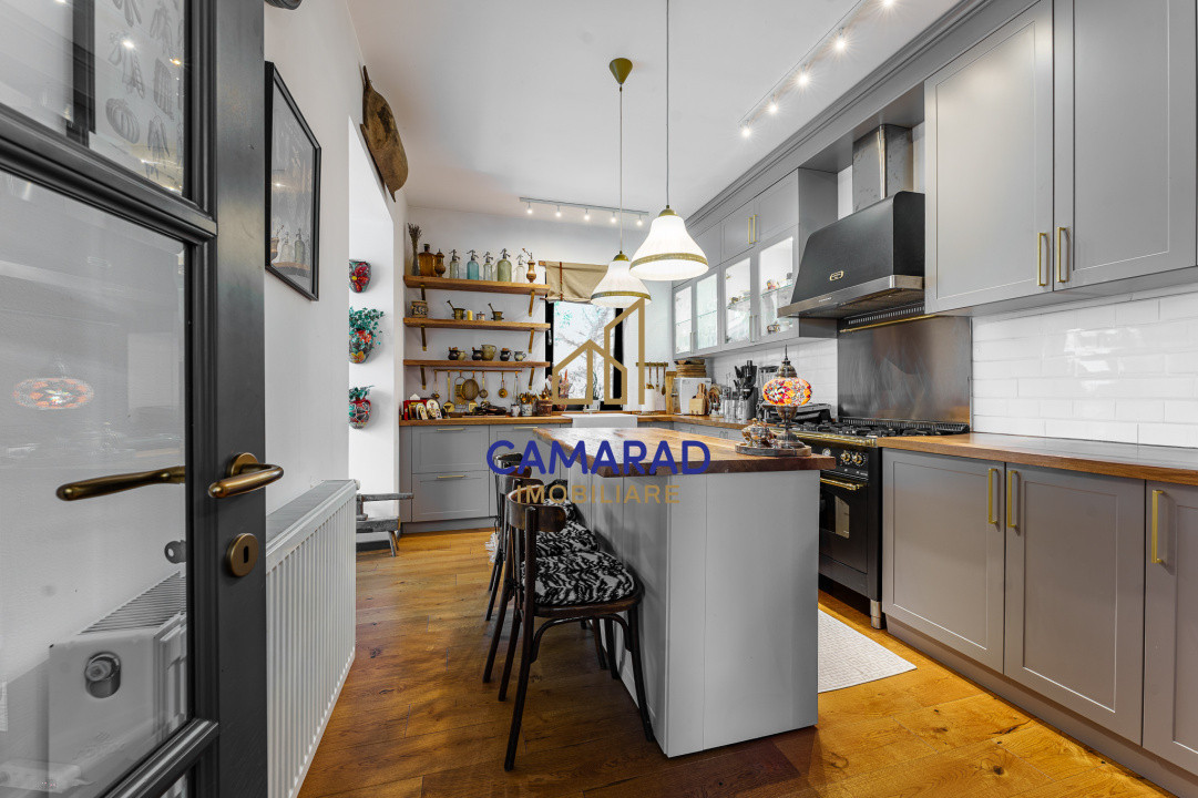 Vilă deosebita de vânzare în Corbeanca – Langa padure | Complex rezidențial