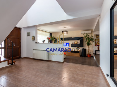 Vilă spatioasa de vânzare – 4 camere + garaj, teren 605mp - Berceni