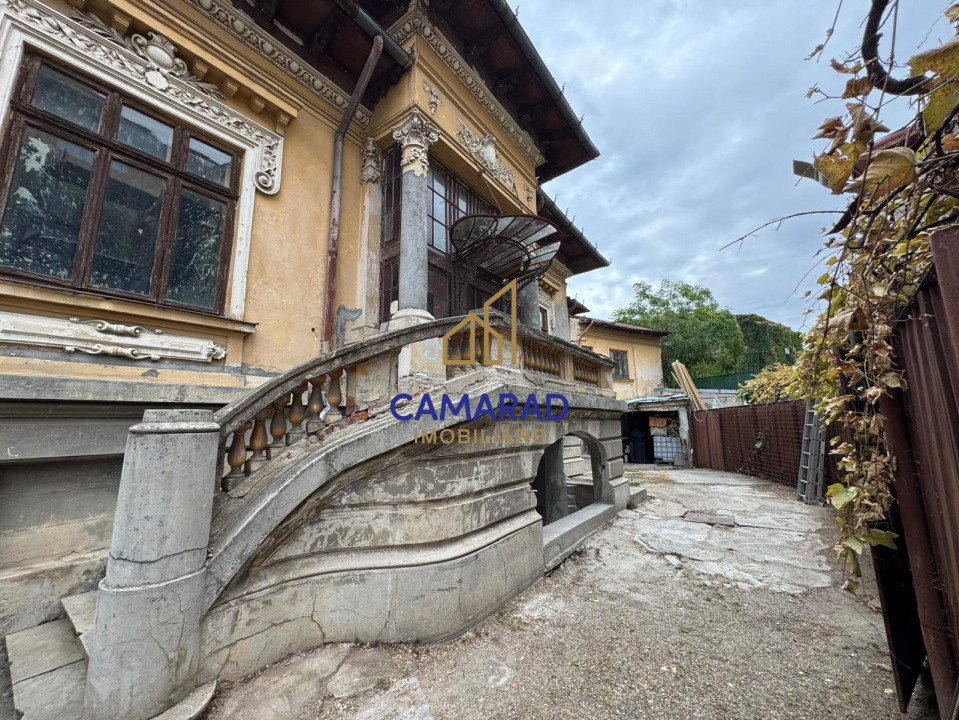 Vilă arhitectură deosebită - consolidată - Cismigiu - Calea Victoriei - Romana