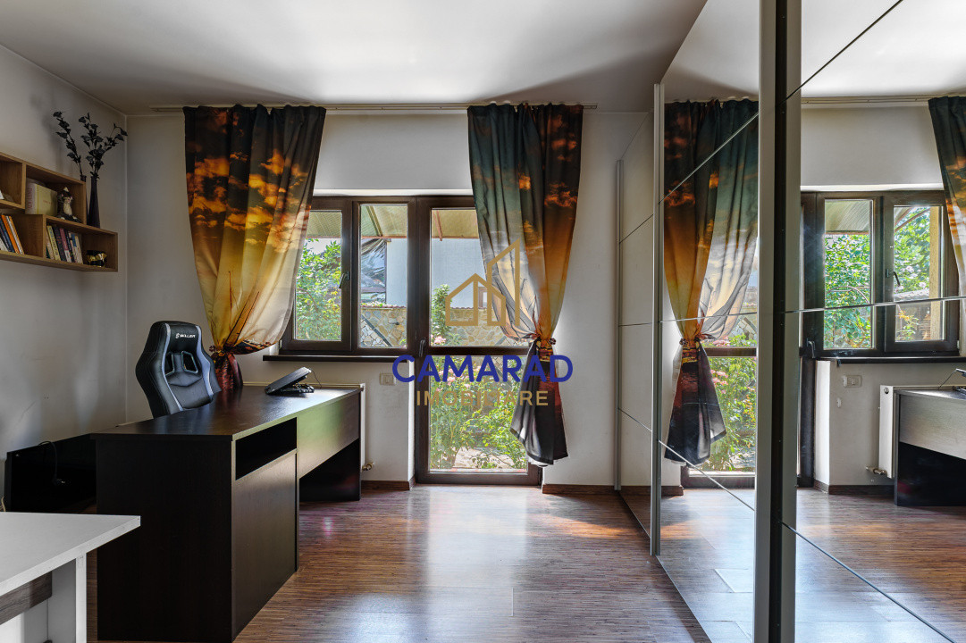 Vila de vânzare cu 6 camere - langa padure -zona Pantelimon 