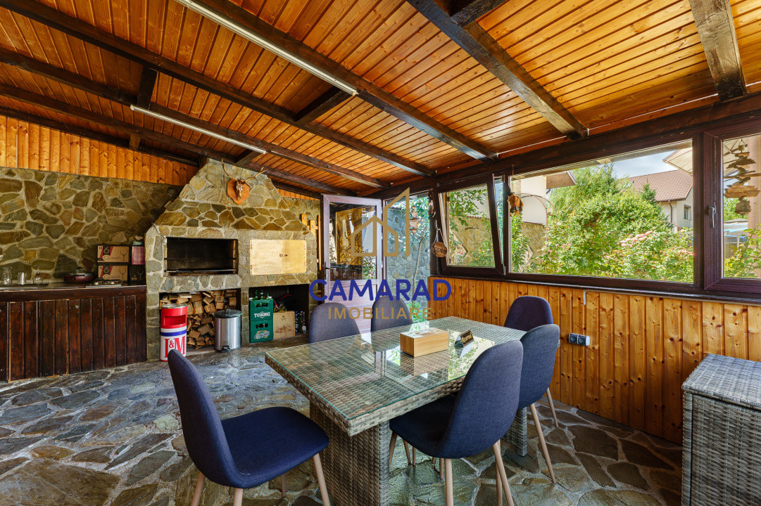 Vila de vânzare cu 6 camere - langa padure -zona Pantelimon 