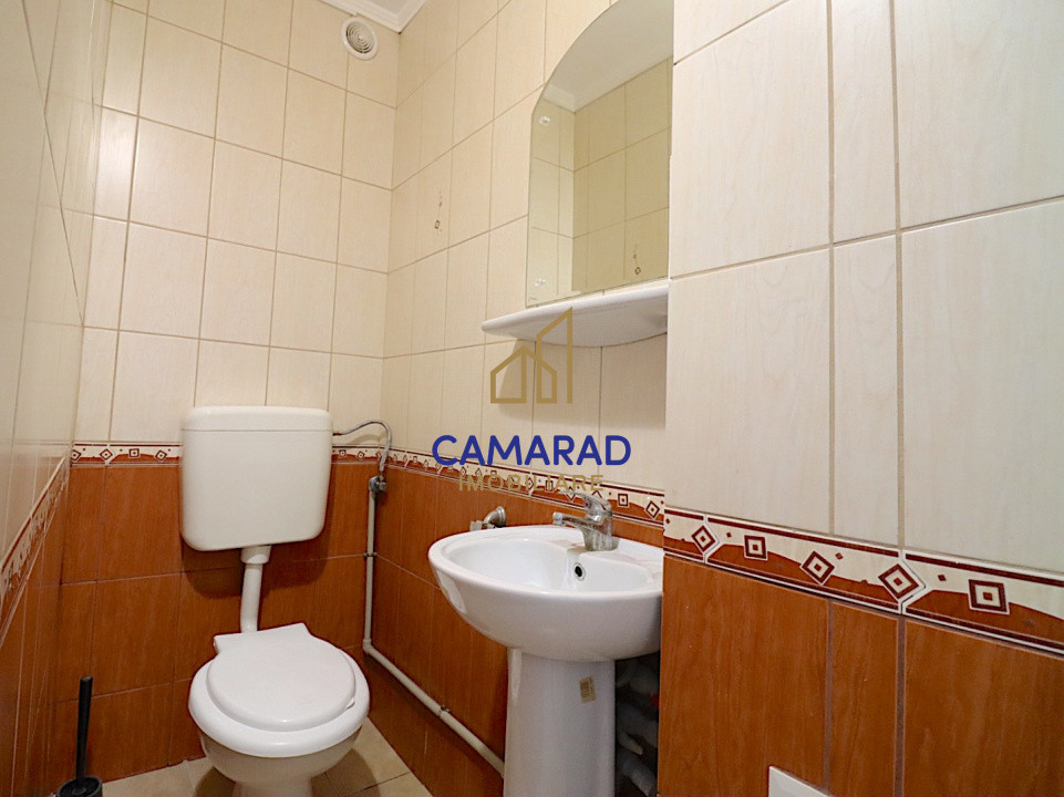 Apartament 3 camere de închiriat - pretabil cabinet/birouri - metrou Crangasi 