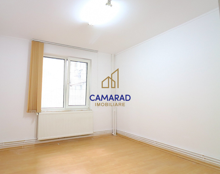 Apartament 3 camere de închiriat - pretabil cabinet/birouri - metrou Crangasi 
