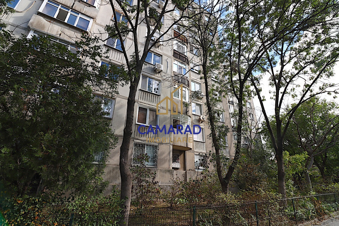 Apartament 3 camere de închiriat - pretabil cabinet/birouri - metrou Crangasi 