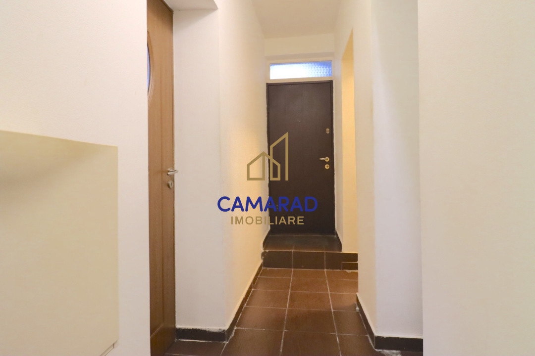 Apartament de vânzare cu 4 camere- curte – Cotroceni - metrou Eroilor/Grozăvești