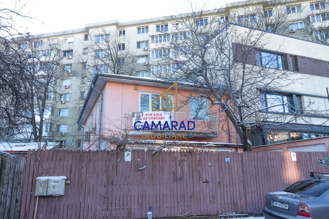 Vila de vânzare - teren deschidere la 2 strazi - zona  Grivita / Domenii