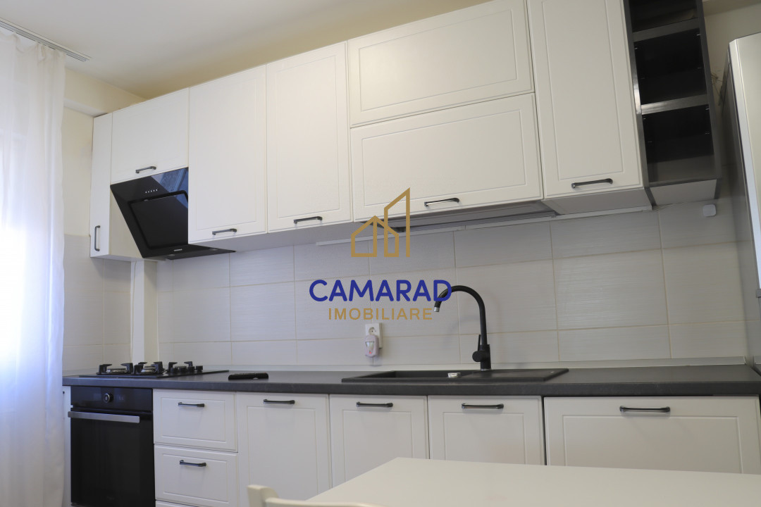 Apartament cu 3 camere de închiriat cu loc de parcare - zona Tineretului